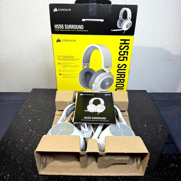 Corsair HS55 Surround sound Dolby Audio White NEW - Picture 4 of 7